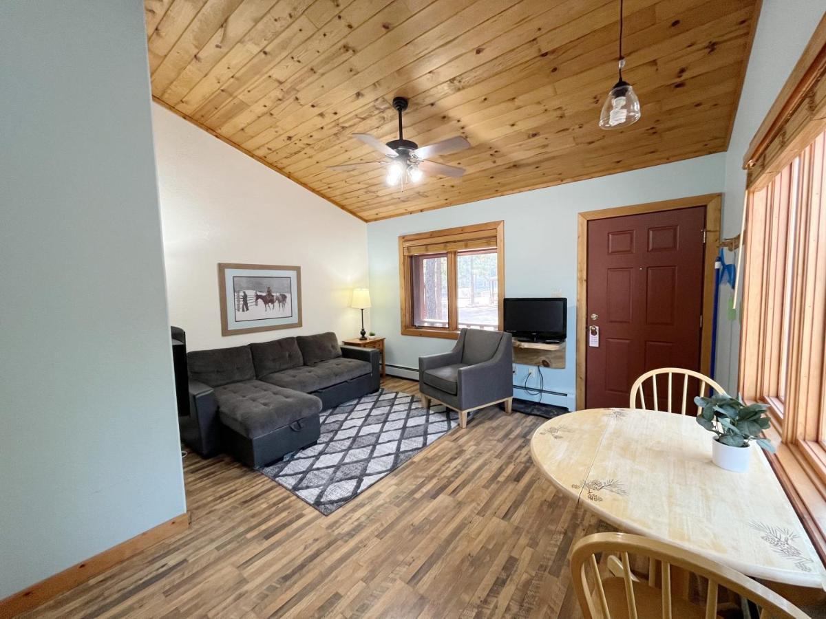Cabin A Suite Bed And Breakfast Woodland Park Esterno foto